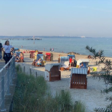 Moderne 3-Zi-Wohnung Mit Meerblick Direkt Am Strand Scharbeutz Εξωτερικό φωτογραφία